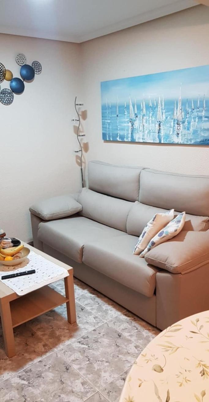 Cozy Apartment Just 8 Min Walk From The Beach! Benidorm Exterior foto